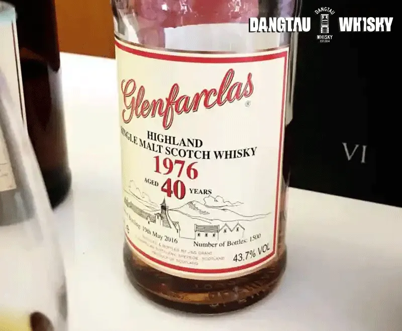 Glenfarclas 1976 40 YO Family Collector