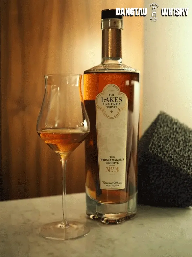 The Lakes Whiskymaker's Reserve No.3
