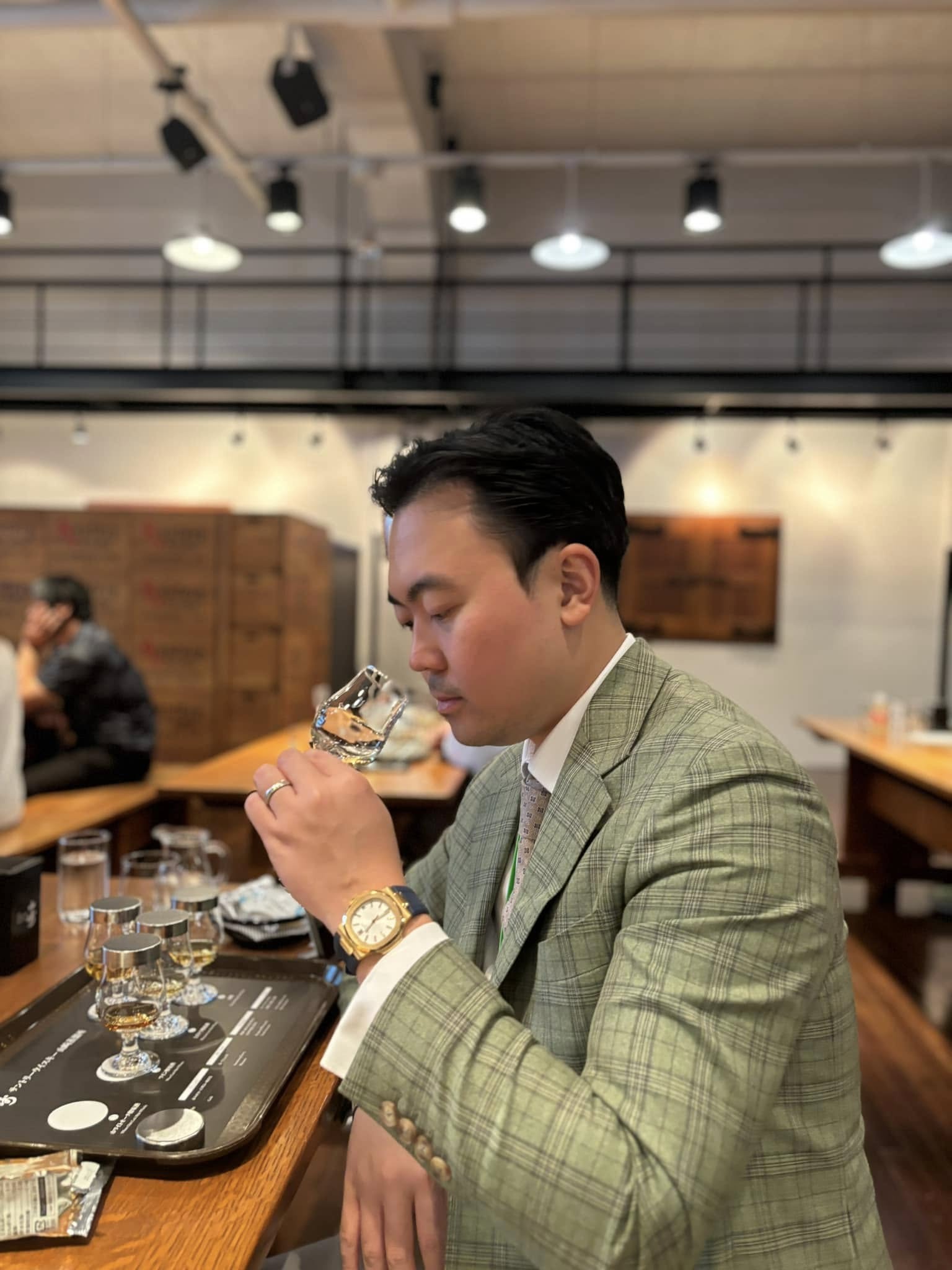 435127024 869199788553771 5729295966143974590 n | DangTau Whisky