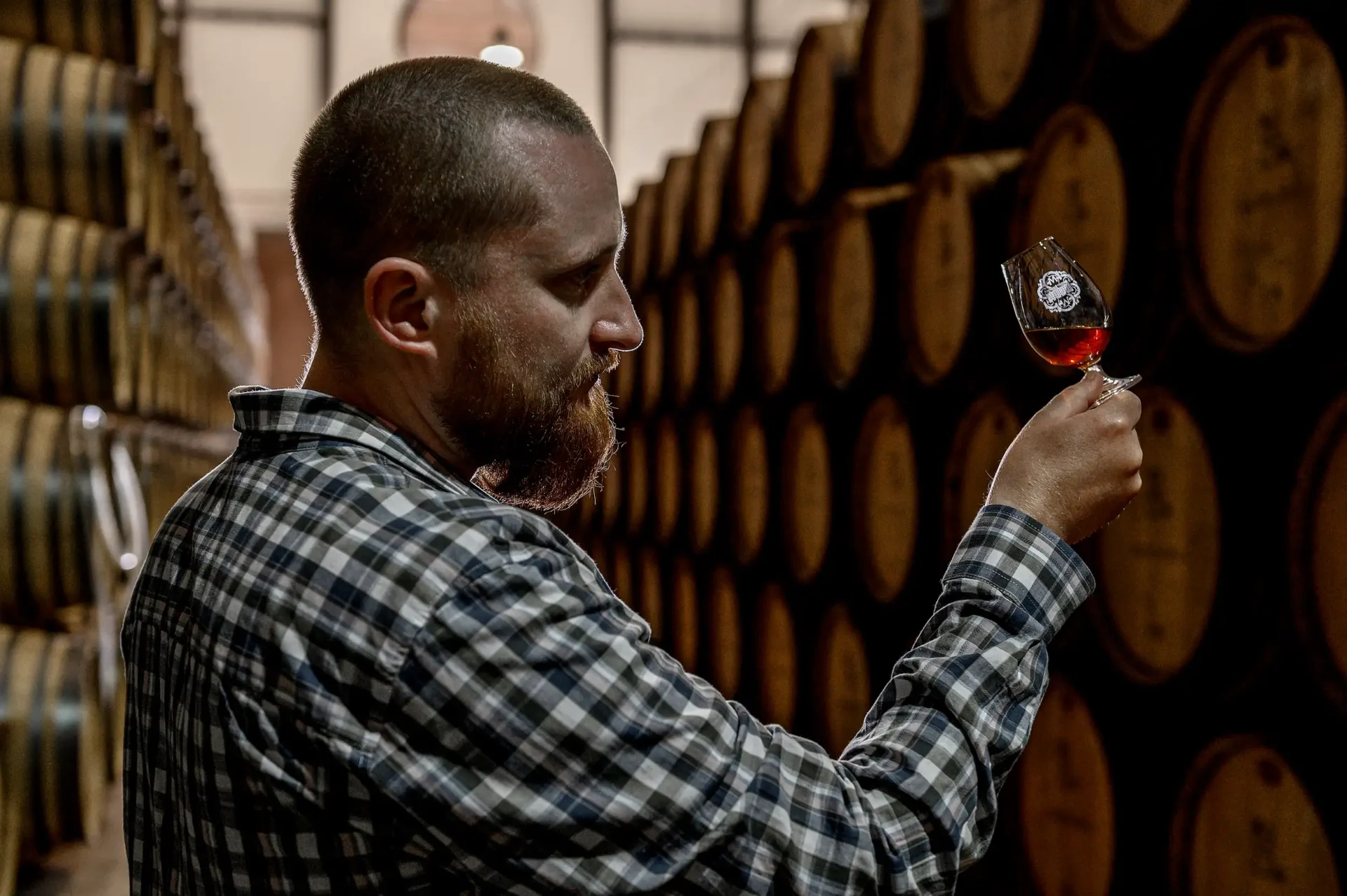 EuanCampbellHeadofWhiskyCReationatTheScotchMaltWhiskySociety2 | DangTau Whisky